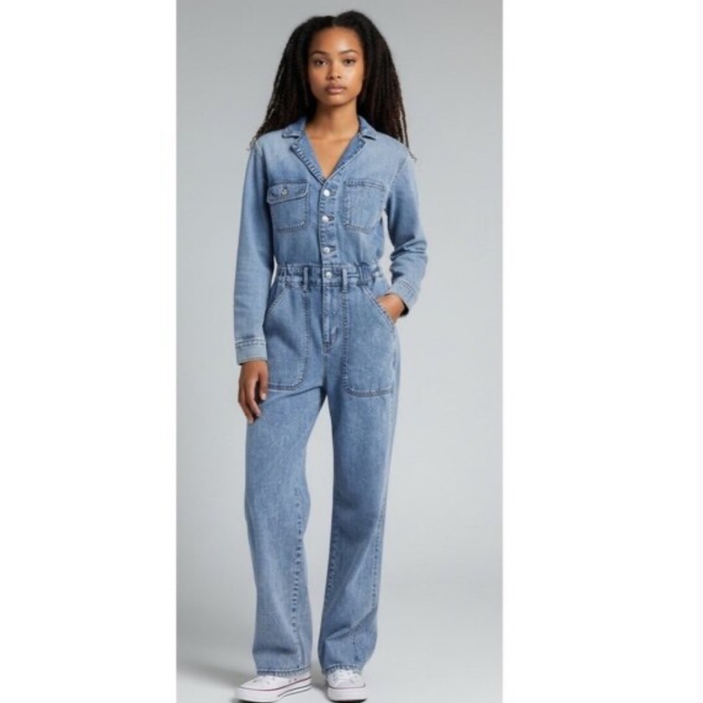 Universal Thread | Women’s Medium Blue Denim Long Sleeve Button Down Coveralls 0